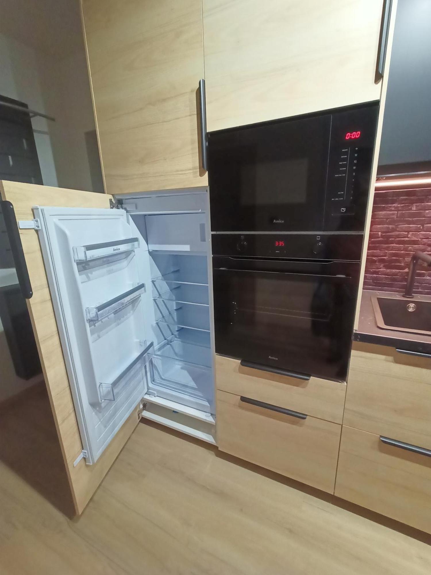 Apartament Radiostacja III Z Ogrodkiem, Parking Free Gliwice Bagian luar foto