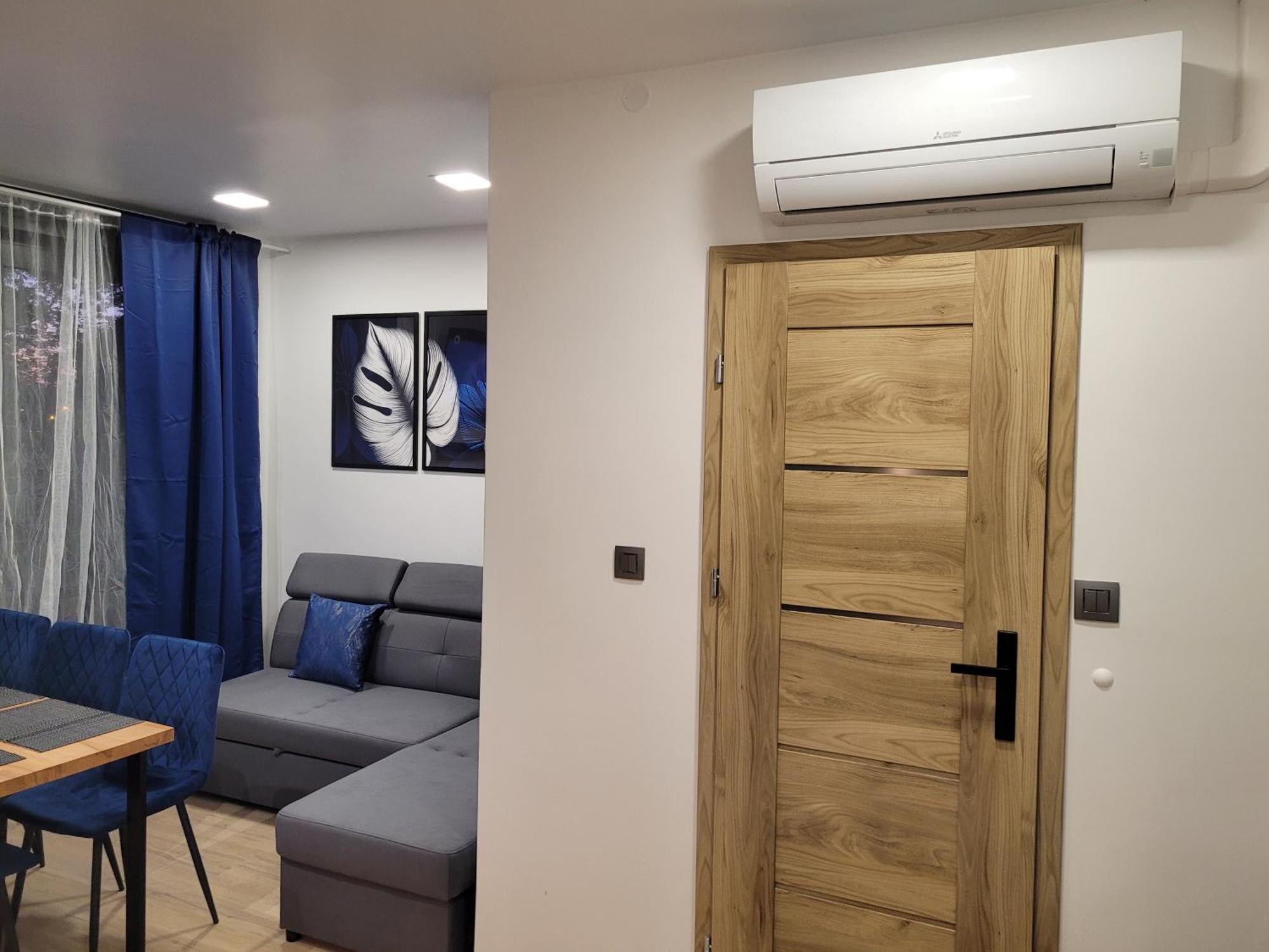 Apartament Radiostacja III Z Ogrodkiem, Parking Free Gliwice Bagian luar foto