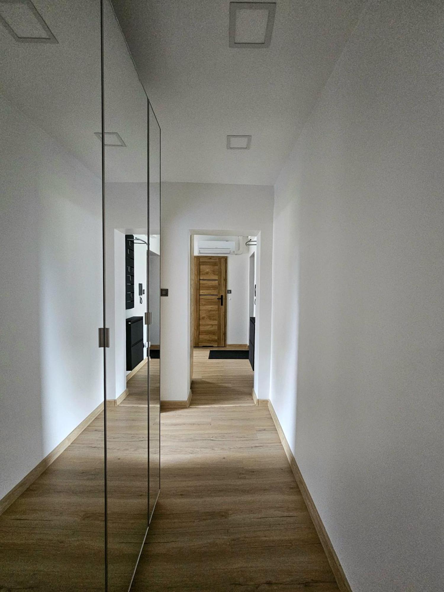 Apartament Radiostacja III Z Ogrodkiem, Parking Free Gliwice Bagian luar foto