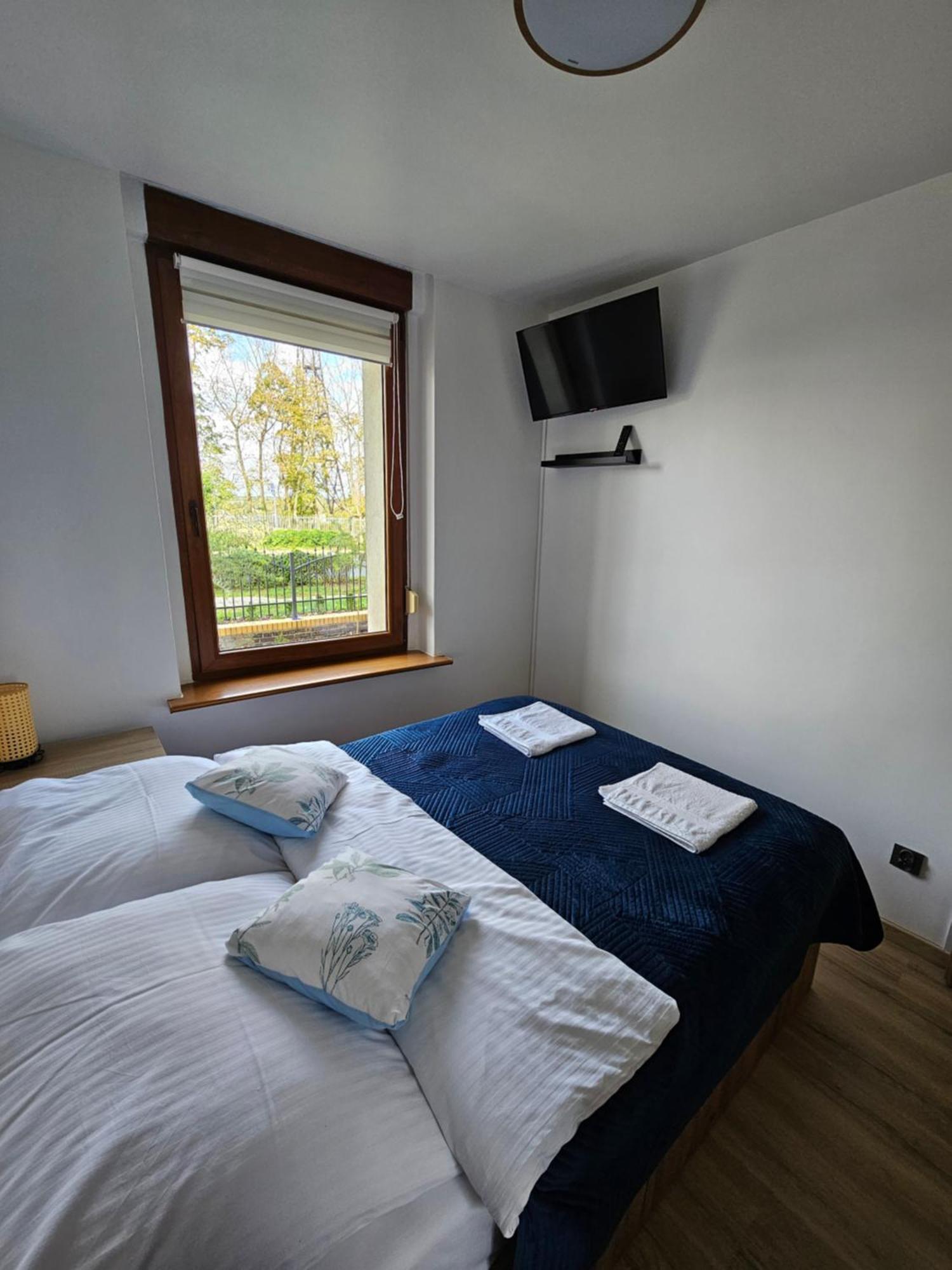 Apartament Radiostacja III Z Ogrodkiem, Parking Free Gliwice Bagian luar foto