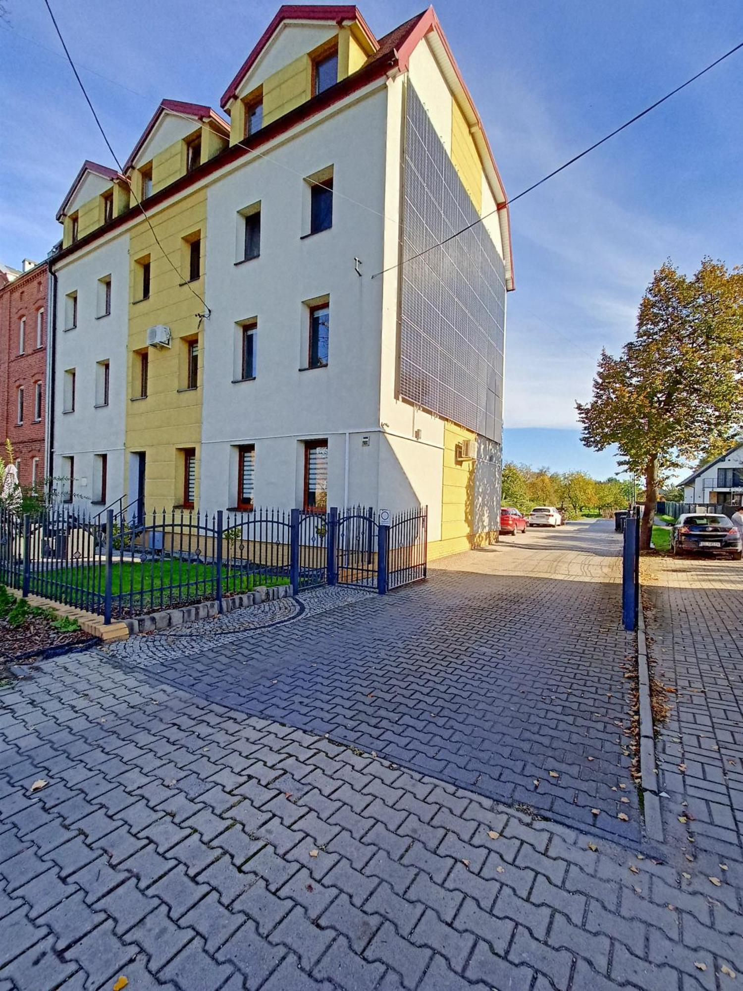 Apartament Radiostacja III Z Ogrodkiem, Parking Free Gliwice Bagian luar foto